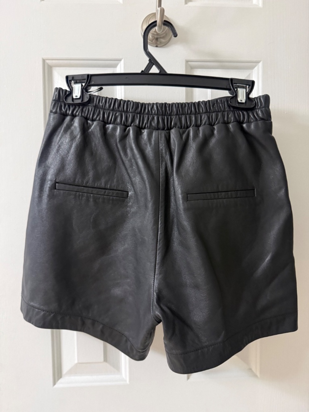 Mango genuine leather shorts size 6 - Picture 2 of 12